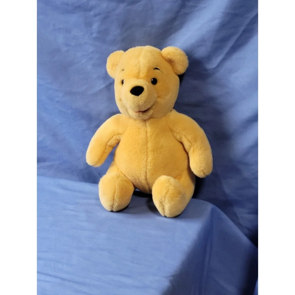 Winnie The Pooh Walt Disney World 9 In Plush Sitting - Picture 1 of 10